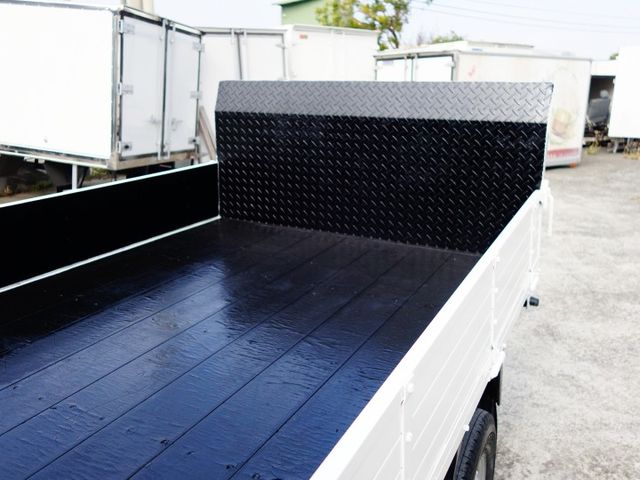 《僅跑9萬》菱利貨車+2.5呎油壓尾門  第7張相片