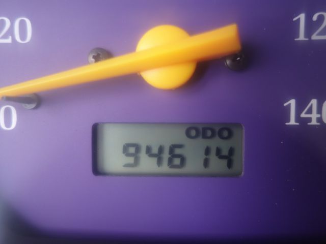 《僅跑9萬》菱利貨車+2.5呎油壓尾門  第14張相片