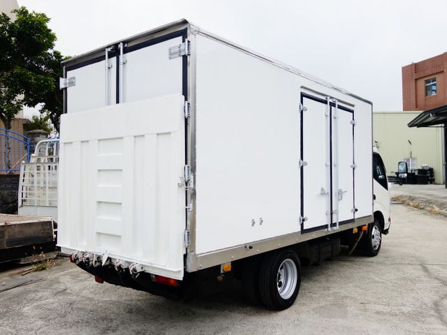 《加長14呎冷凍車》HINO加長加高右側對開門冷凍箱+5呎油壓尾門《僅跑5萬》  第4張相片