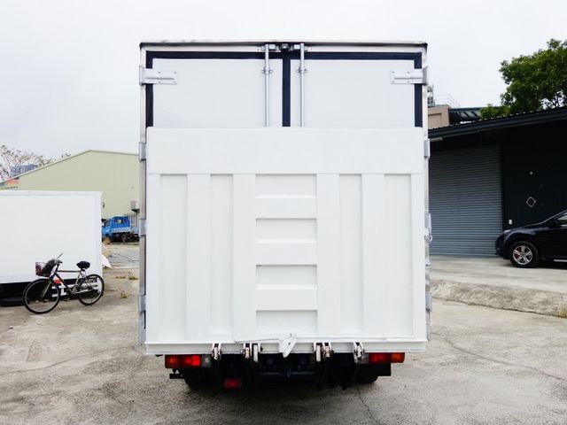 《加長14呎冷凍車》HINO加長加高右側對開門冷凍箱+5呎油壓尾門《僅跑5萬》  第5張相片