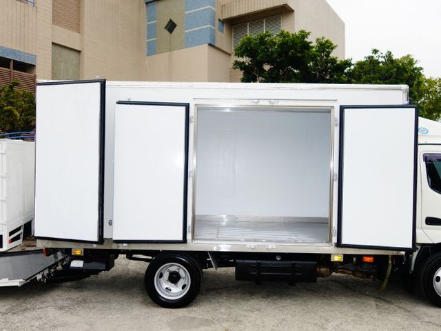 《加長14呎冷凍車》HINO加長加高右側對開門冷凍箱+5呎油壓尾門《僅跑5萬》  第9張相片