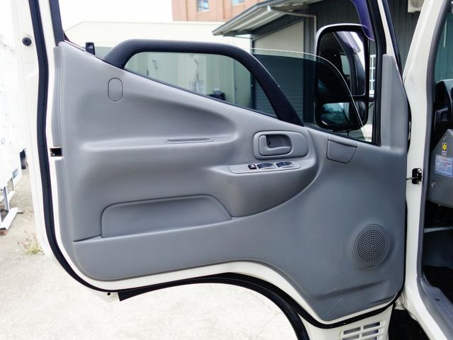 《加長14呎冷凍車》HINO加長加高右側對開門冷凍箱+5呎油壓尾門《僅跑5萬》  第10張相片