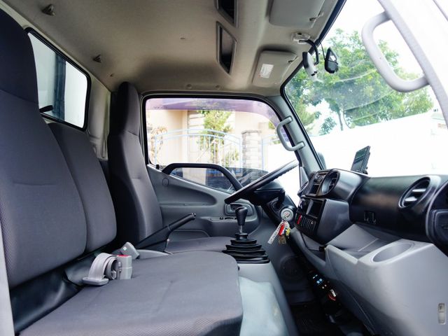 《加長14呎冷凍車》HINO加長加高右側對開門冷凍箱+5呎油壓尾門《僅跑5萬》  第13張相片