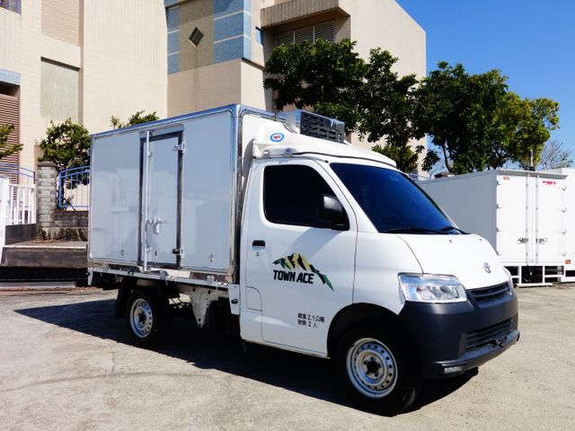 《自排》TOWN ACE左右開門冷凍車《TSS版》  第3張相片
