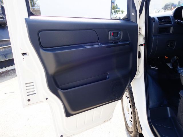 《僅跑3千》菱利-25冷凍《自排》  第8張相片