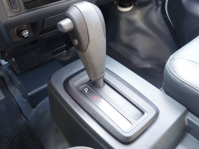 《僅跑3千》菱利-25冷凍《自排》  第17張相片