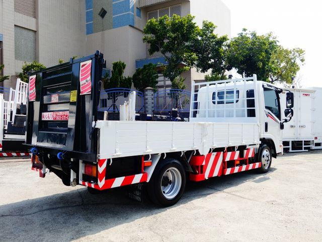 《僅跑一萬》ISUZU加長型14呎訂製鐵斗+免加尿素《5呎四軸尾門》  第4張相片