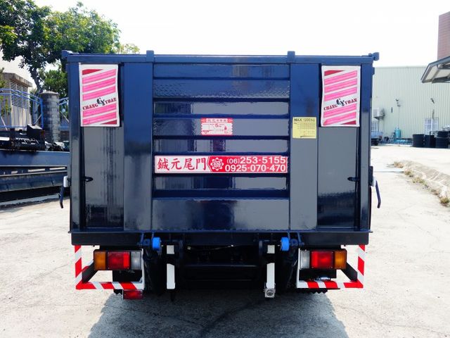 《僅跑一萬》ISUZU加長型14呎訂製鐵斗+免加尿素《5呎四軸尾門》  第5張相片