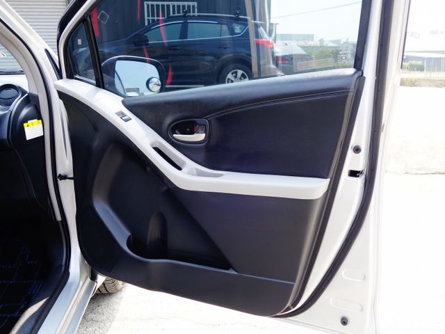 《G版》YARIS認證車  第13張相片