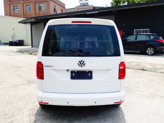 《自排》CADDY VAN1.4TSi貨車版《僅跑七萬》  第5張相片