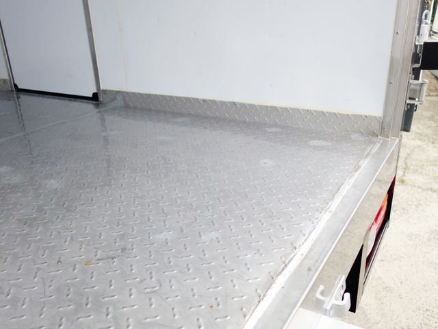 《僅跑7千》PORTER-25冷凍車+3呎油壓尾門《自排》  第9張相片