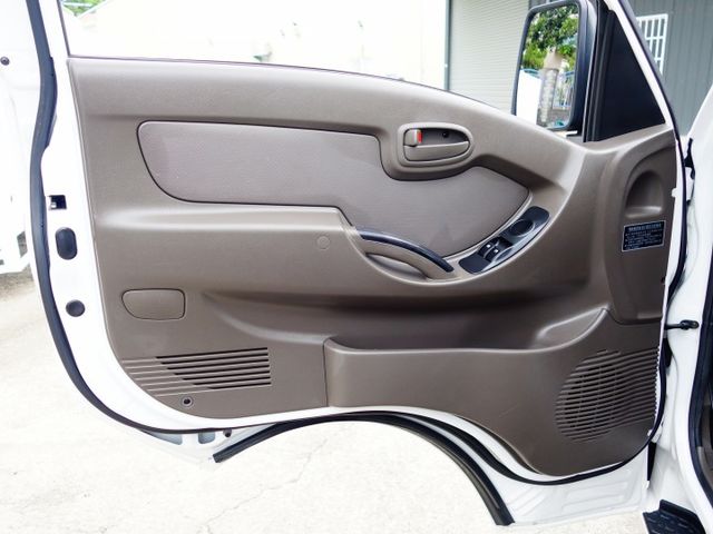 《僅跑7千》PORTER-25冷凍車+3呎油壓尾門《自排》  第10張相片