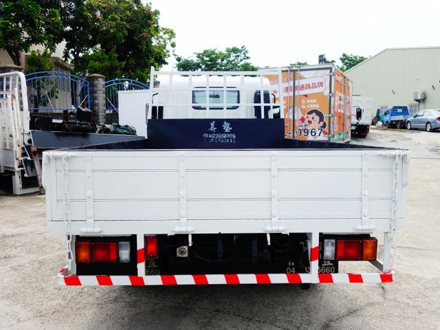 《僅跑5萬》ISUZU加長型11.5呎訂製鐵斗《自排》  第5張相片