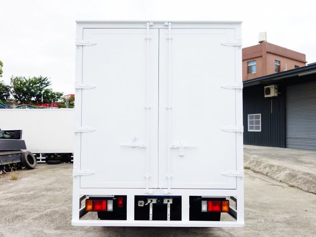 《僅跑2萬》ISUZU加長型14呎加高箱《自排》  第5張相片