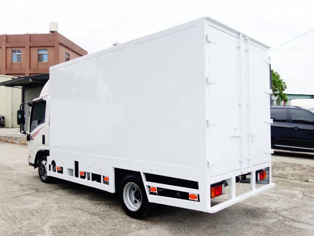 《僅跑2萬》ISUZU加長型14呎加高箱《自排》  第6張相片