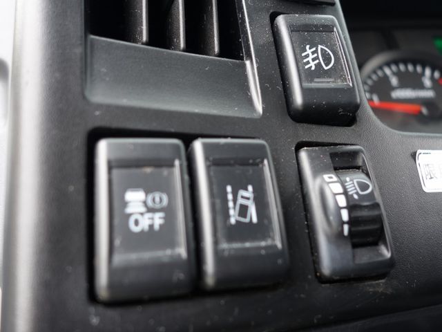 《僅跑2萬》ISUZU加長型14呎加高箱《自排》  第13張相片