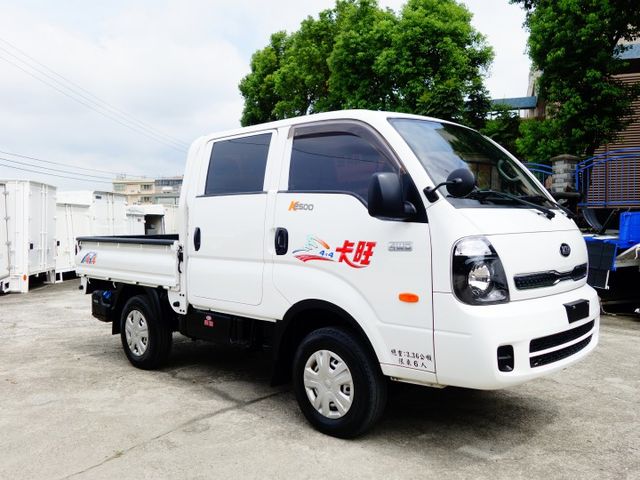 《僅跑五萬》4X4卡旺6人座雙廂《大魯四輪傳動》  第3張相片