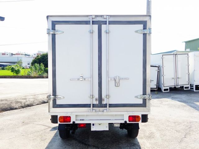 《僅跑2萬》菱利A210強大負重的最佳選擇車箱加長10CM冷凍車《自排》  第5張相片
