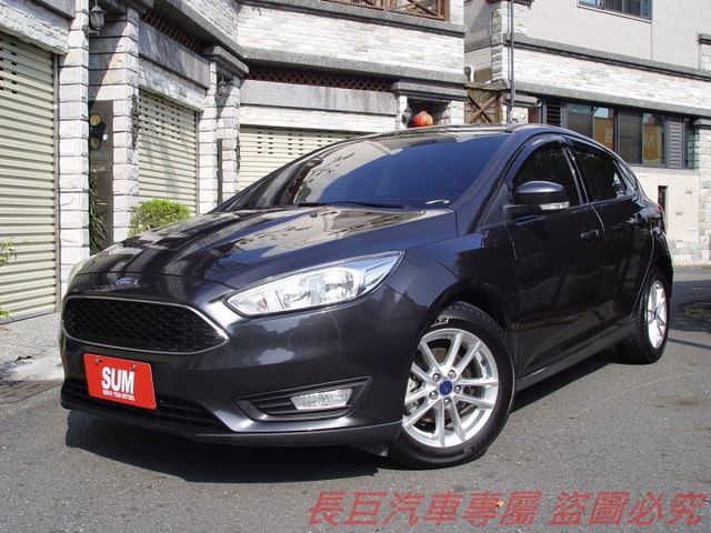 一手車.四安.6速手自排.衛星導航.定速系統.皮椅.循跡防滑.中堅國產掀背.有感進化  第1張相片