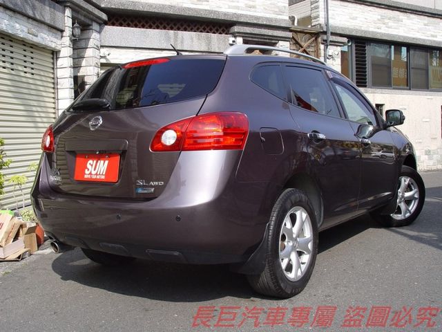 旗艦版.6安.循跡防滑.AWD.BOSE音響.加熱椅.天窗.定速系統.車頂架.精緻日系休旅.平價實用  第4張相片