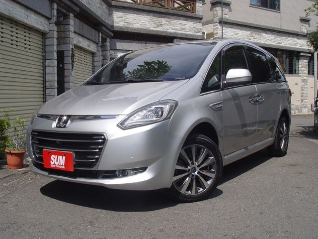 頂級版.4安.電動椅.全車環景.定速系統.恆溫空調.I-KEY.電動天窗.循跡防滑.HID頭燈.超值國產豪華MPV  第1張相片