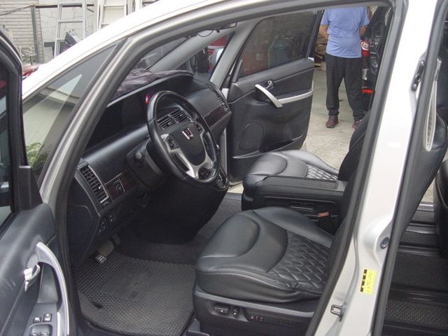 頂級版.4安.電動椅.全車環景.定速系統.恆溫空調.I-KEY.電動天窗.循跡防滑.HID頭燈.超值國產豪華MPV  第6張相片