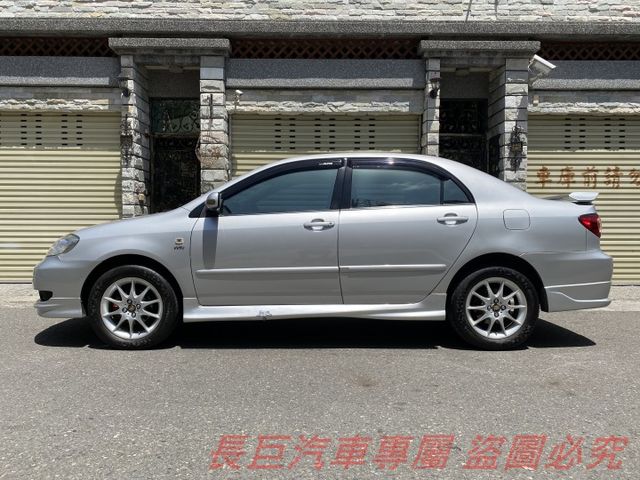 不敗代步神車/小改款式樣/HID頭燈/影音主機/電子後視鏡/恆溫空調/皮椅/省油好開/耐用省心  第2張相片