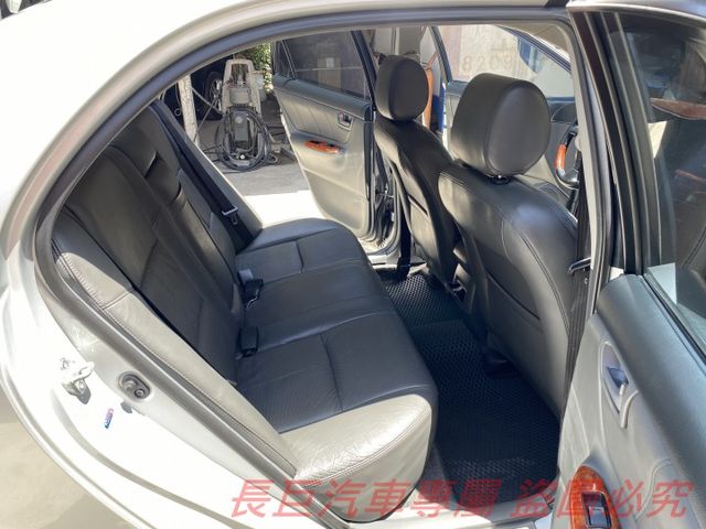 不敗代步神車/小改款式樣/HID頭燈/影音主機/電子後視鏡/恆溫空調/皮椅/省油好開/耐用省心  第7張相片