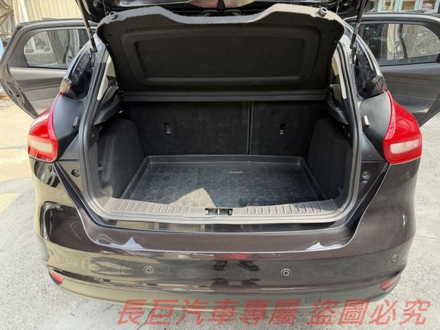 1.0渦輪增壓引擎/全車原鈑件/四安/大螢幕安卓機/定速系統/換檔撥片/怠速自動啟停/正時皮帶剛更換/經濟實用  第8張相片