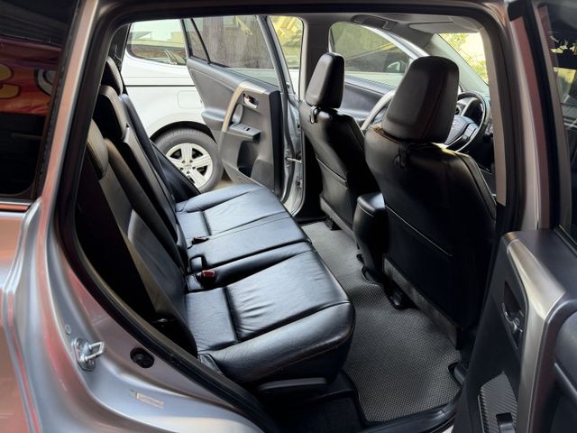 全車原鈑件/6安全氣囊/大螢幕安卓機/電動尾門/雙區恆溫/定速/I-KEY/電動椅/車頂架/電動天窗  第7張相片