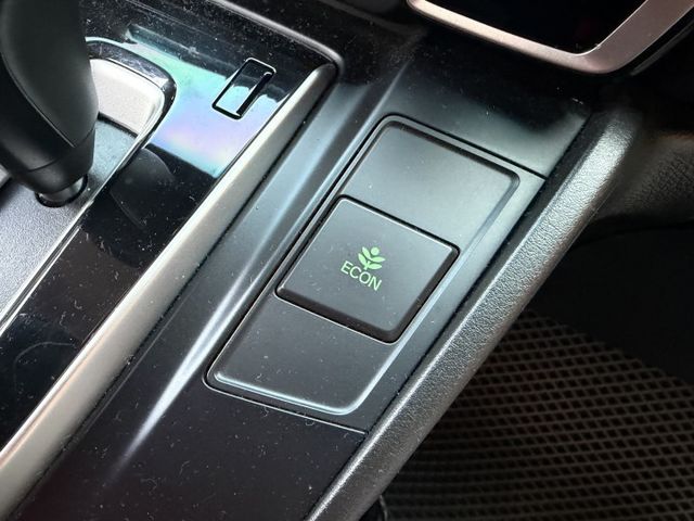 VTi-S/6安全氣囊/車道維持/ACC跟車/電動尾門/自動煞車/CARPLAY車機/超搶手猶豫就沒有  第12張相片