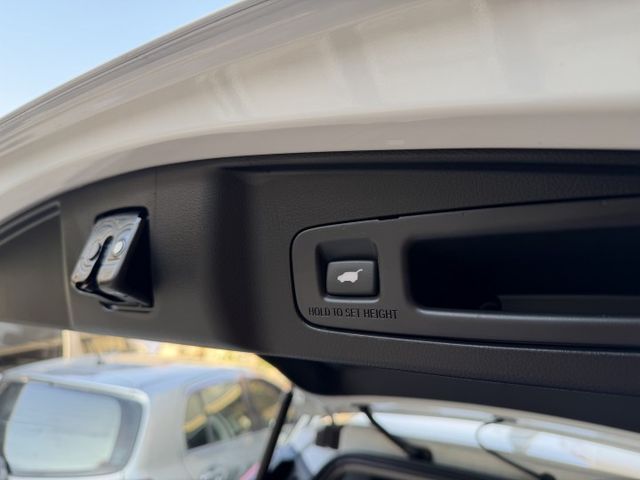 VTi-S/6安全氣囊/車道維持/ACC跟車/電動尾門/自動煞車/CARPLAY車機/超搶手猶豫就沒有  第14張相片