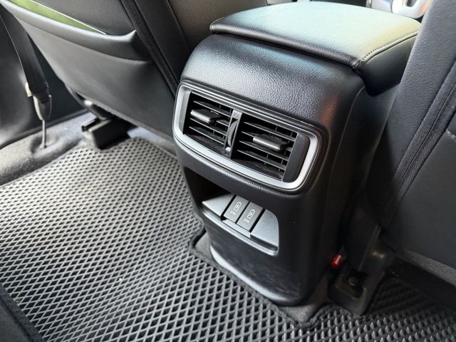 VTi-S/6安全氣囊/車道維持/ACC跟車/電動尾門/自動煞車/CARPLAY車機/超搶手猶豫就沒有  第15張相片