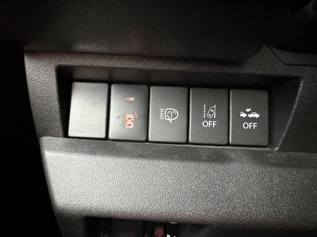 6安氣囊/大螢幕安卓機/ALL GRIP四傳系統/定速/恆溫空調/正統越野血統/個性吸睛  第13張相片