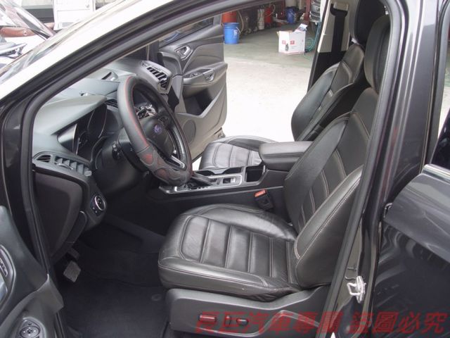旗艦版.全車原鈑件.自動停車.ACC定速.7安.全景天窗.I-KEY.感應電動尾門.4WD.雙區恆溫.換檔撥片.可全貸  第5張相片