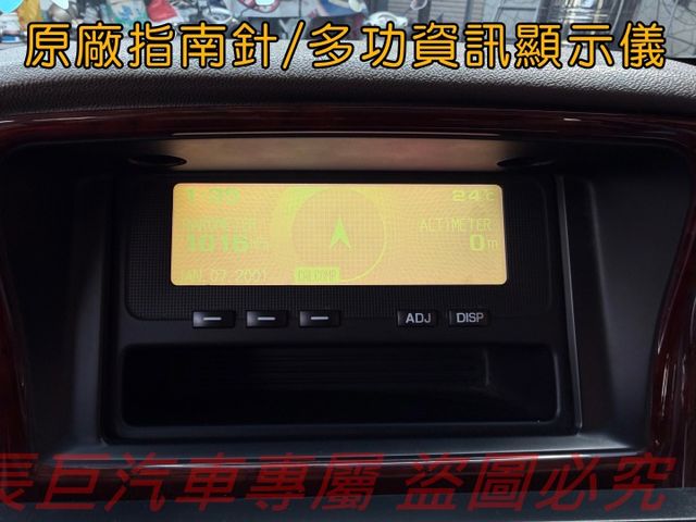 全車原鈑件/7人座/4WD/大螢幕安卓機/5速手自排/電動椅/後座出風口/天窗/越野王者  第15張相片