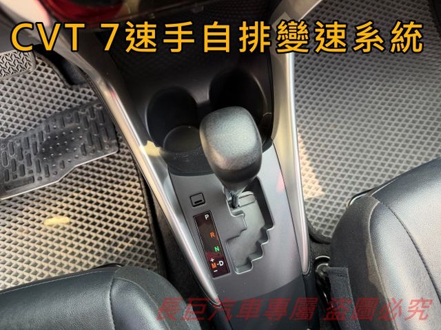 全車原版件/雙安/大螢幕安卓機/光感應頭燈/電動收折後視鏡/7速手自排/循跡防滑系統/胎壓顯示/不敗首選  第16張相片