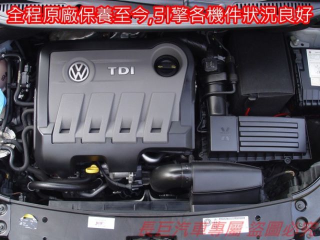 1.6柴油渦輪引擎.全車原鈑件.原廠保養.倒車顯影.6安.車頂行李架.7速手自排.超搶手.可全貸  第10張相片
