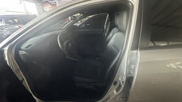 YARIS  第4張相片