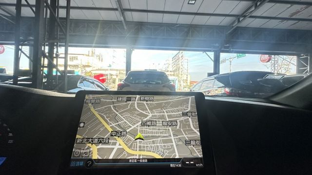 YARIS  第9張相片