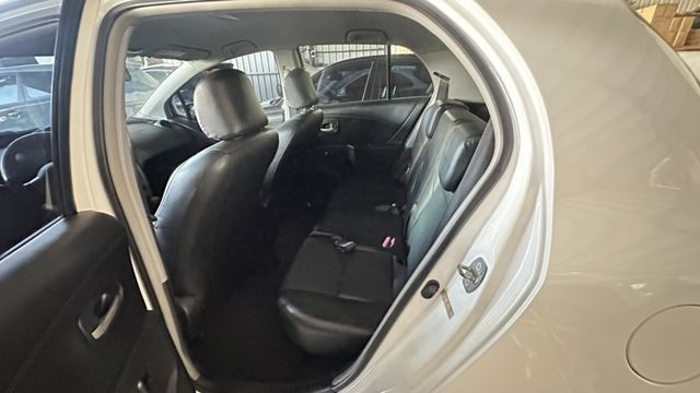 YARIS  第5張相片