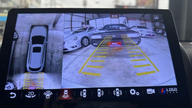 YARIS  第7張相片