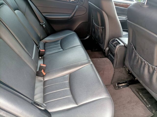 C-CLASS SEDAN W203  第9張相片