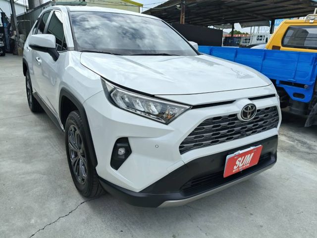 正2024年1月出廠 TOYOTA RAV4 2.0旗艦版 里程保證10000多公里  原漆原鈑件  第1張相片