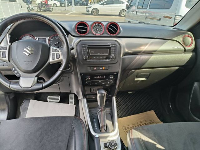 四輪傳動ALL GRIP 全車原鈑件 里程保證87000多公里 定速 換檔撥片  第13張相片