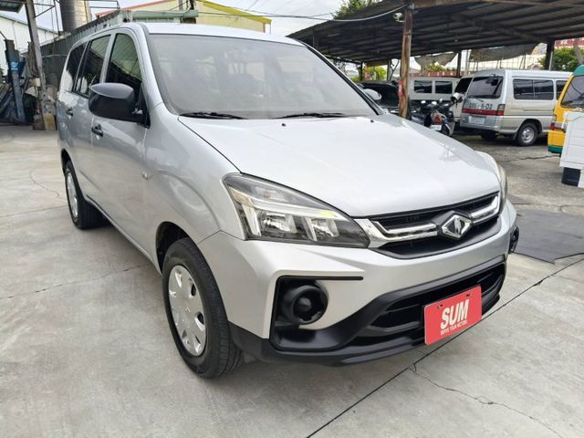 2020年2月出廠 中華ZINGER 2.4手排5人座自排客貨車 原鈑件 里程保證10萬多公里  第1張相片