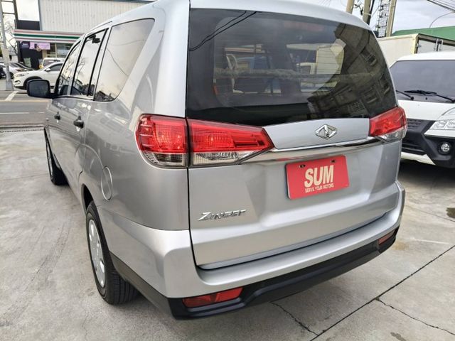 2020年2月出廠 中華ZINGER 2.4手排5人座自排客貨車 原鈑件 里程保證10萬多公里  第4張相片