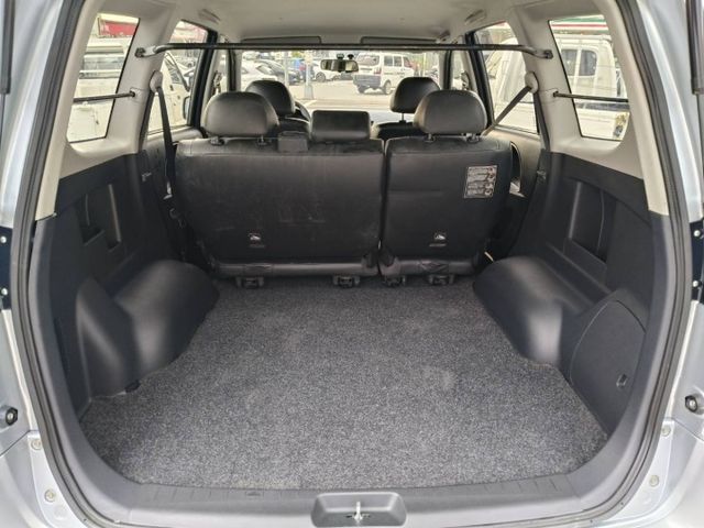 2020年2月出廠 中華ZINGER 2.4手排5人座自排客貨車 原鈑件 里程保證10萬多公里  第6張相片