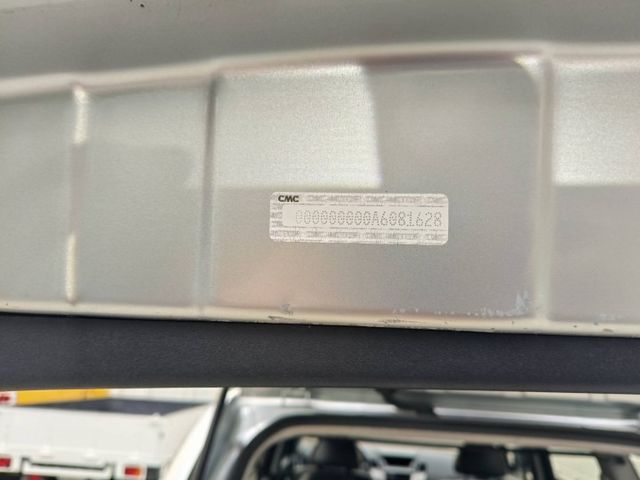 2020年2月出廠 中華ZINGER 2.4手排5人座自排客貨車 原鈑件 里程保證10萬多公里  第7張相片