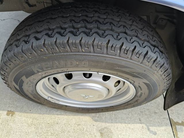 中華得利卡2.4手排3人座汽油車 原鈑件 領牌新車 里程保證16多公里全車後斗底板、前後行車記錄器、全車隔熱紙含前檔  第12張相片